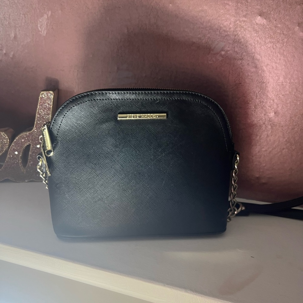 Steve Madden black crossbody bag